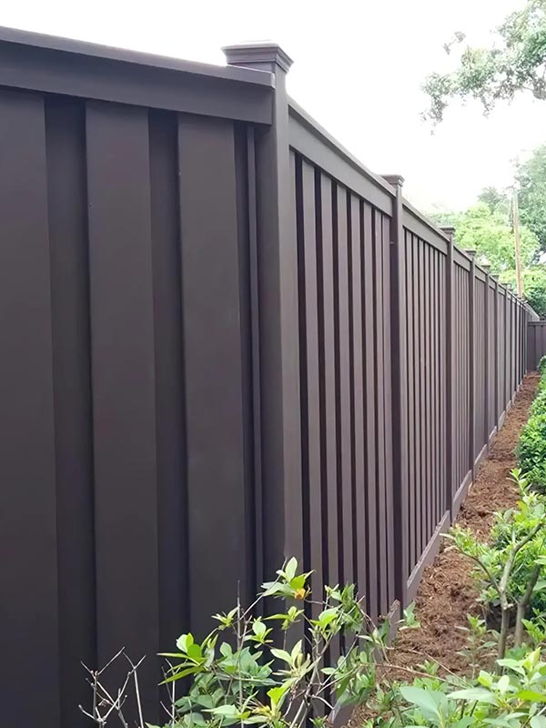 Composite fencing benefits in Greater Seattle