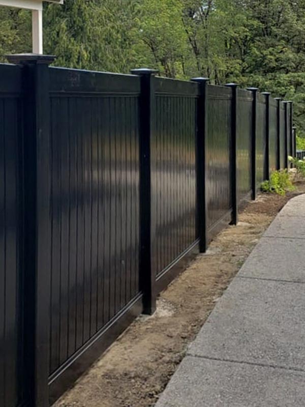 Vinyl fencing benefits in Greater Seattle