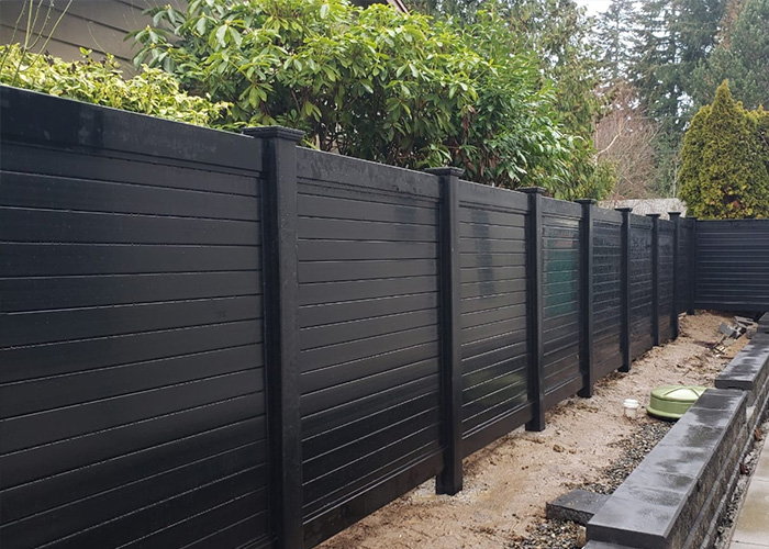 Vinyl fence contractor in Greater Seattle