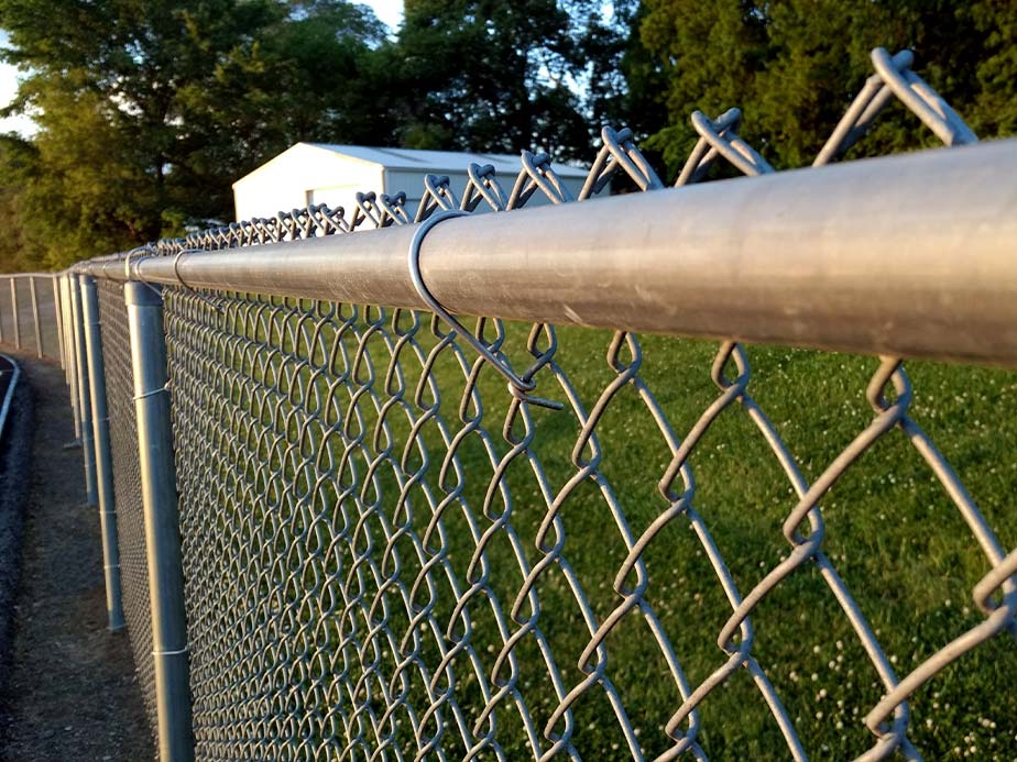 chain link fence Everett Washington