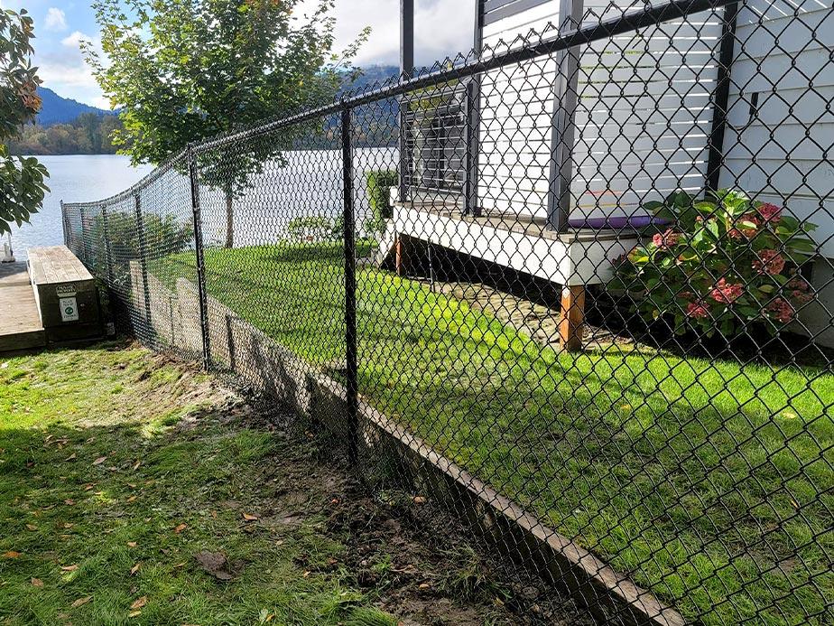 Lake Forest Park Washington residential fencing company