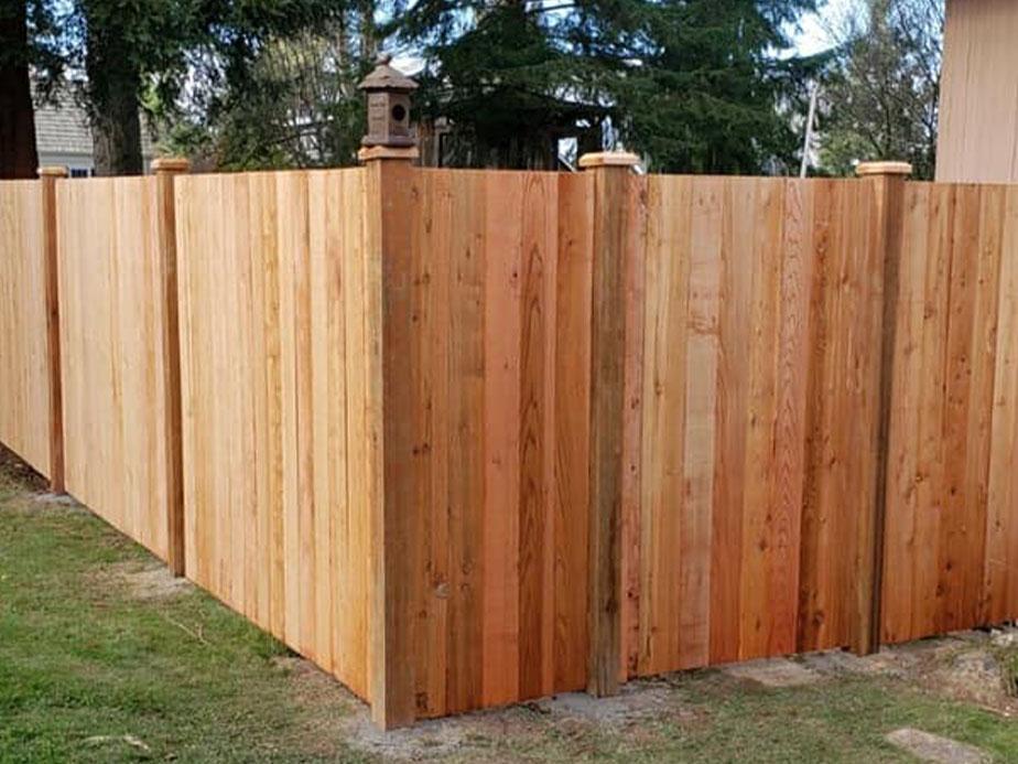 Mukilteo WA stockade style wood fence